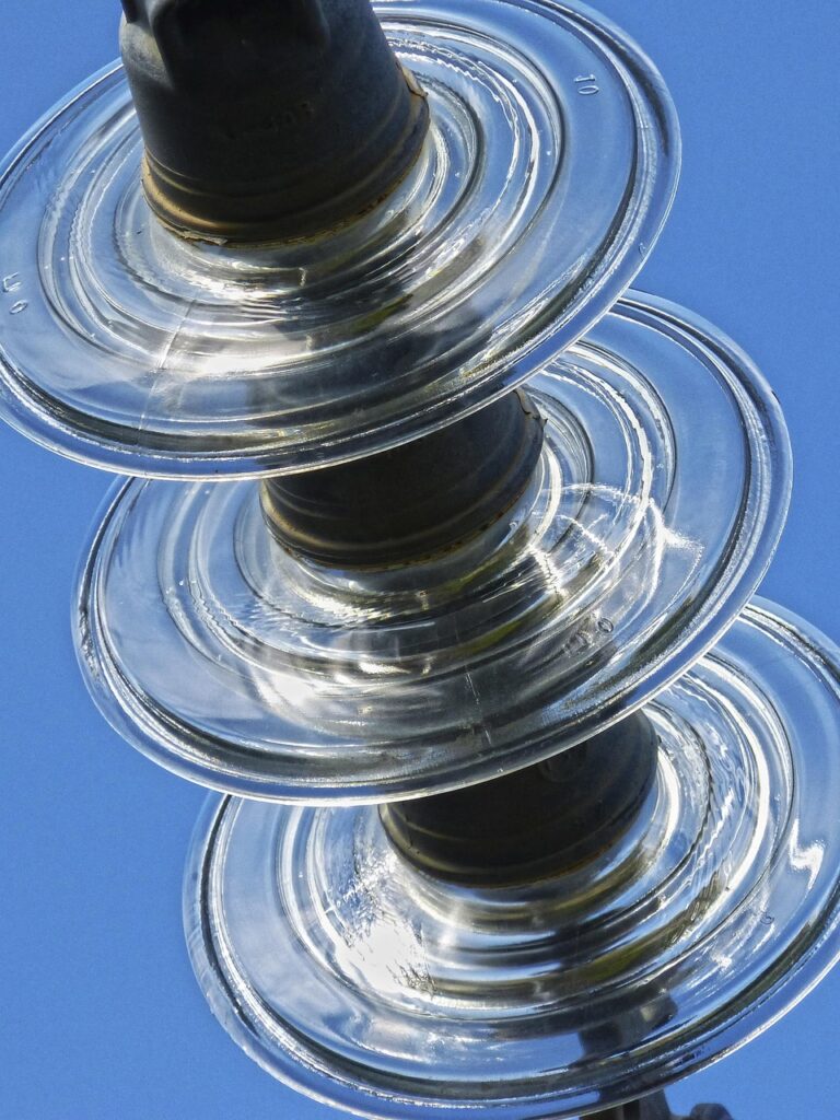 Insulators 1150216 1280 768x1024